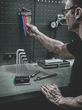 thumbnail image 2 of 5mm Hex Bit Wera 950 SPKL HEX-Plus 5.0mm Long Arm Hex Key - Bright 2 of 12